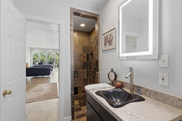 113 Sage Road, Houston, TX 77056
