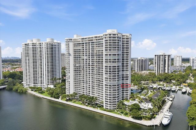 7000 W Island Boulevard 907, Aventura, FL 33160