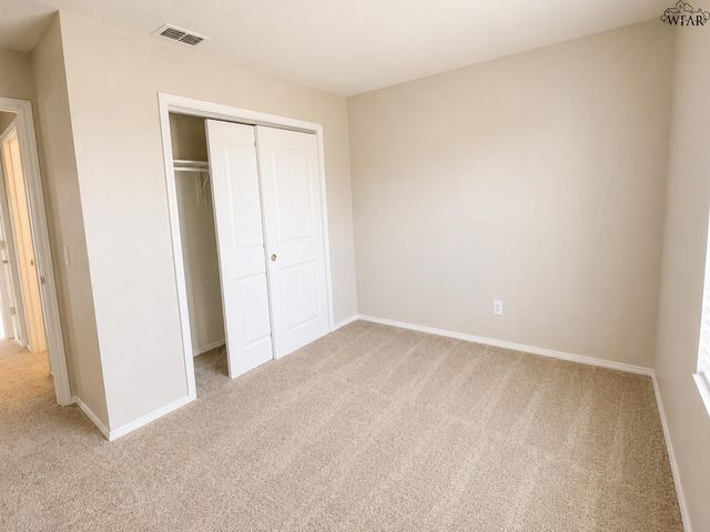 1219 NEWMAN AVENUE, Iowa Park, TX 76367