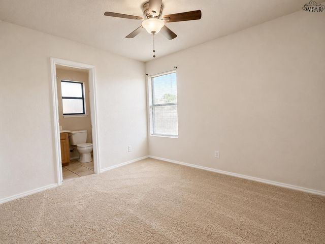 1219 NEWMAN AVENUE, Iowa Park, TX 76367