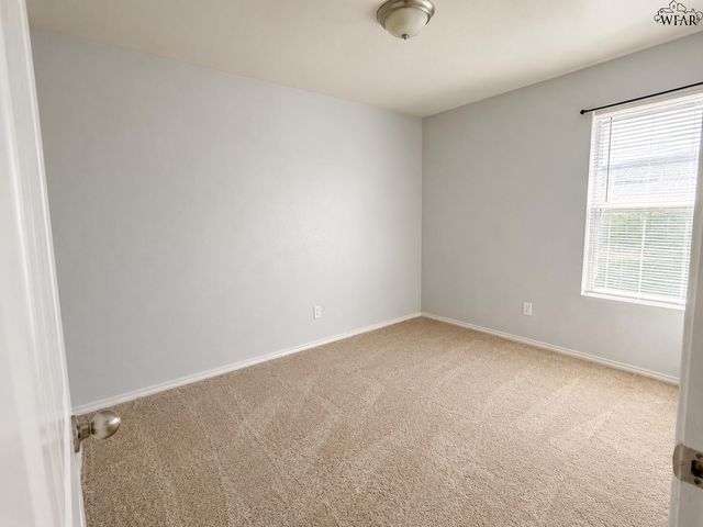 1219 NEWMAN AVENUE, Iowa Park, TX 76367