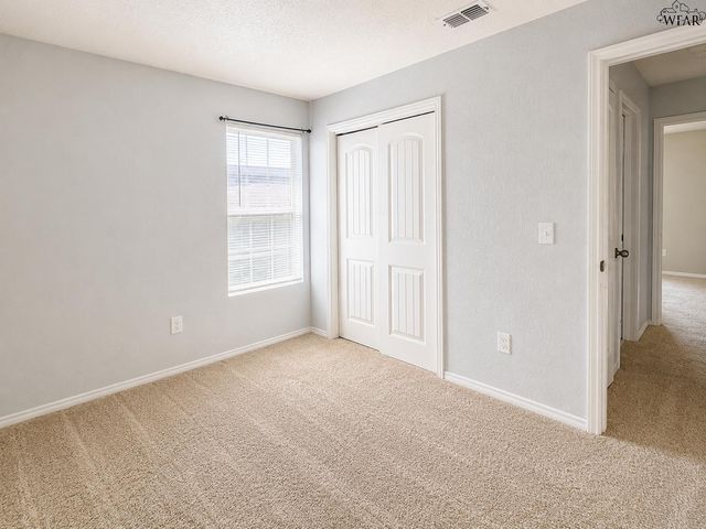 1219 NEWMAN AVENUE, Iowa Park, TX 76367