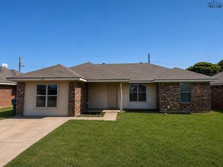 1219 NEWMAN AVENUE, Iowa Park, TX 76367