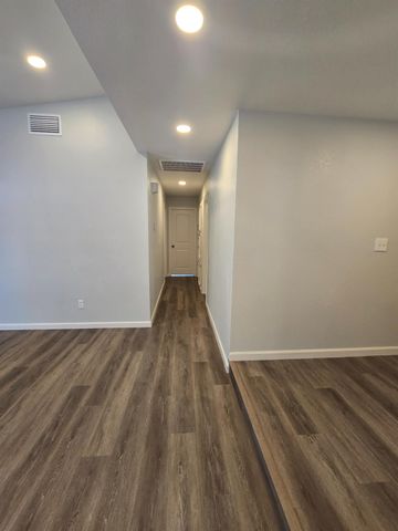 1500 Kirkland Ct, Modesto, CA 95356