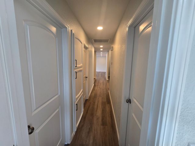 1500 Kirkland Ct, Modesto, CA 95356