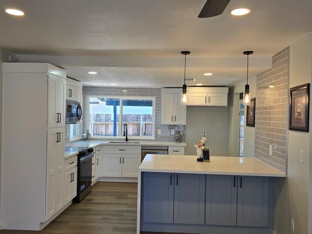 1500 Kirkland Ct, Modesto, CA 95356