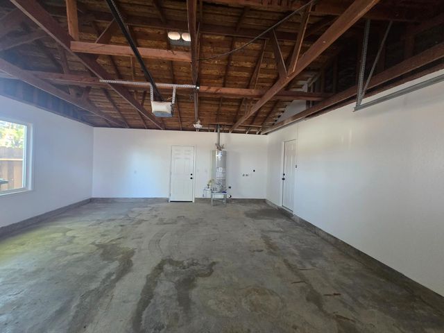1500 Kirkland Ct, Modesto, CA 95356