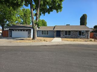 1500 Kirkland Ct, Modesto, CA 95356