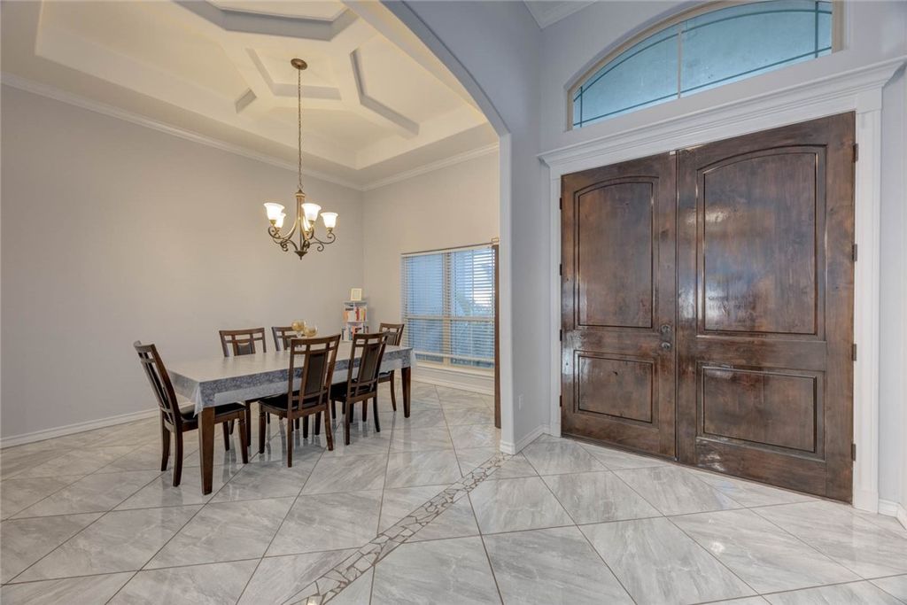7513 S Lake Dr, Corpus Christi, TX 78414 — photo 3