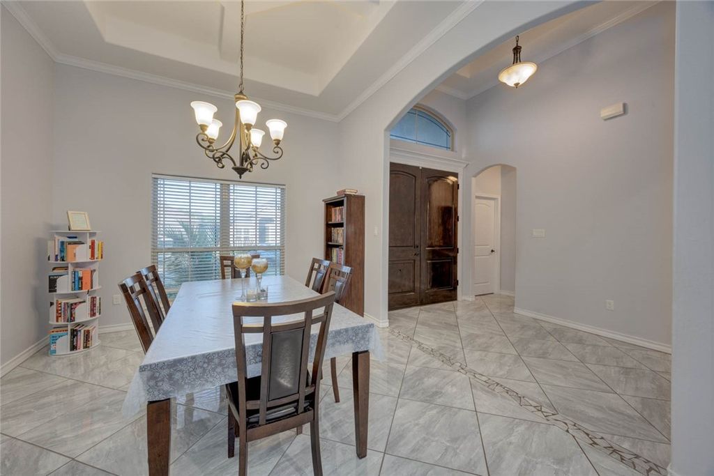 7513 S Lake Dr, Corpus Christi, TX 78414 — photo 4