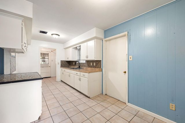 6515 Ashton Street, Houston, TX 77091