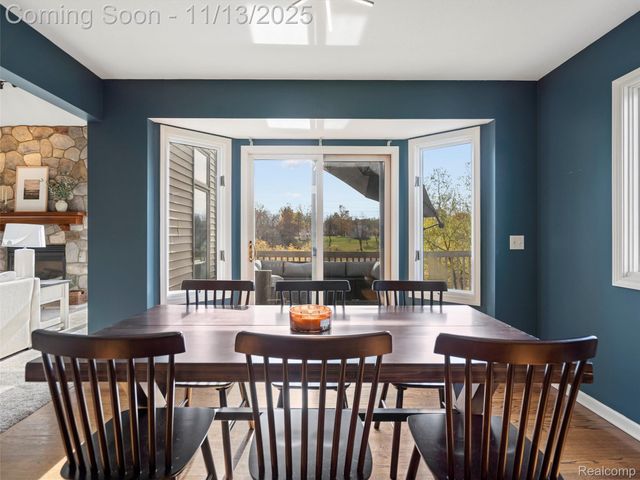 8249 Old Harbor, Grand Blanc, MI 48439