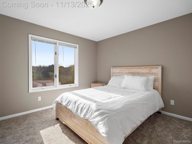 8249 Old Harbor, Grand Blanc, MI 48439