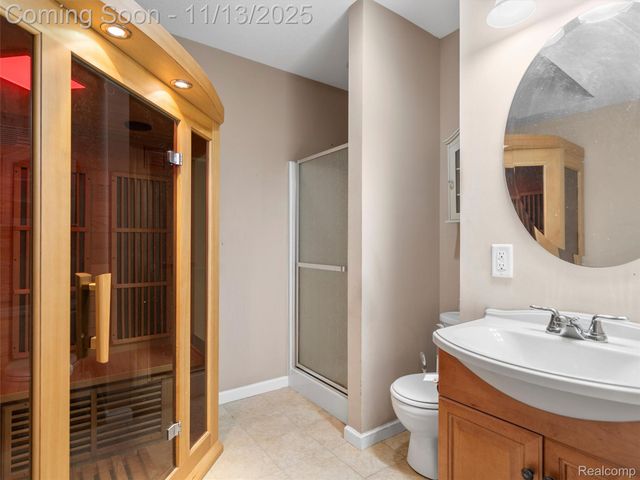 8249 Old Harbor, Grand Blanc, MI 48439