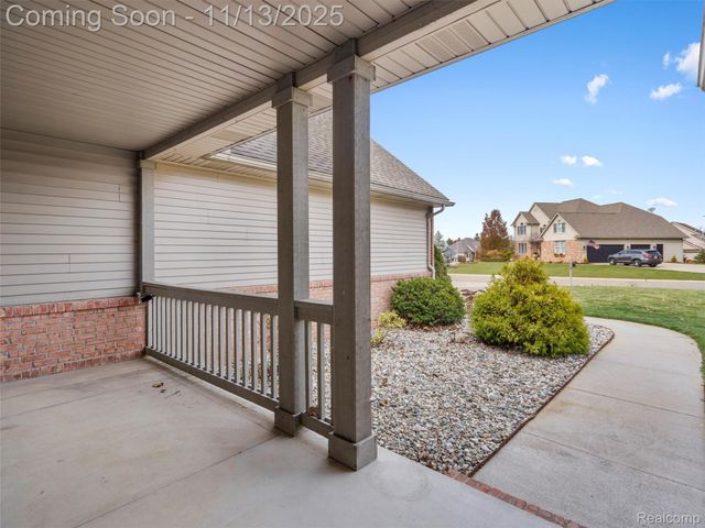 8249 Old Harbor, Grand Blanc, MI 48439