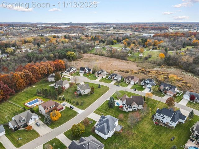8249 Old Harbor, Grand Blanc, MI 48439