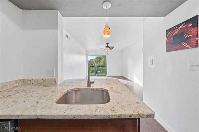 2925 Winkler AVE 920, Fort Myers, FL 33916