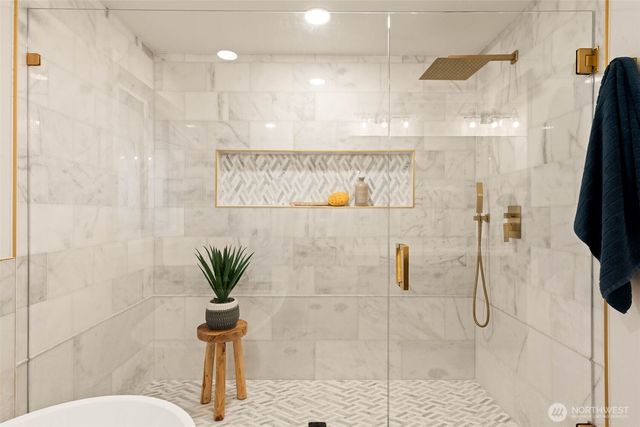 20249 149th Place NE, Woodinville, WA 98072