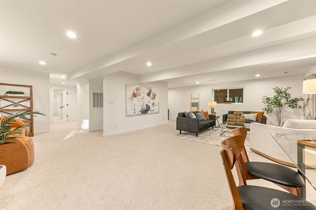 20249 149th Place NE, Woodinville, WA 98072