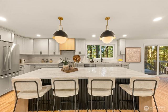 20249 149th Place NE, Woodinville, WA 98072