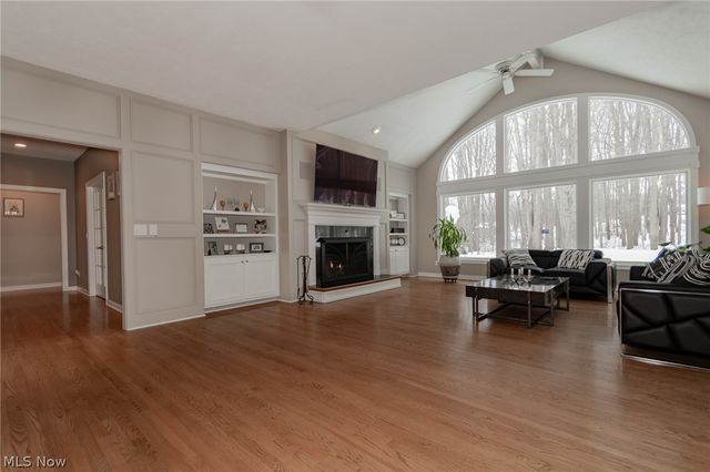 8600 Tamarack Trail, Chagrin Falls, OH 44023