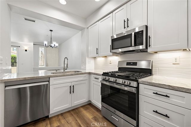 25 Via Vicini, Rancho Santa Margarita, CA 92688