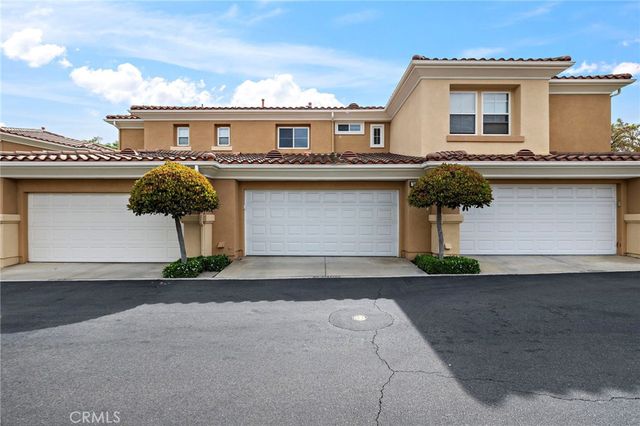 25 Via Vicini, Rancho Santa Margarita, CA 92688
