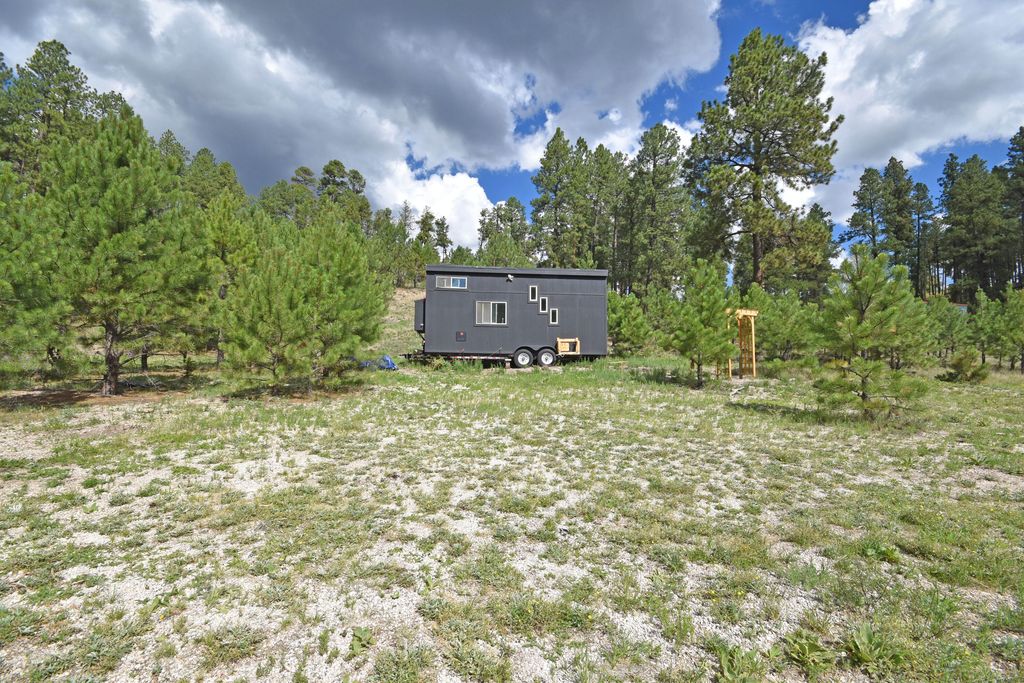 Image 12 of property listing at 27.5 Acres Jemez Mountain Forest Rd 10, Jemez Springs, NM 87025