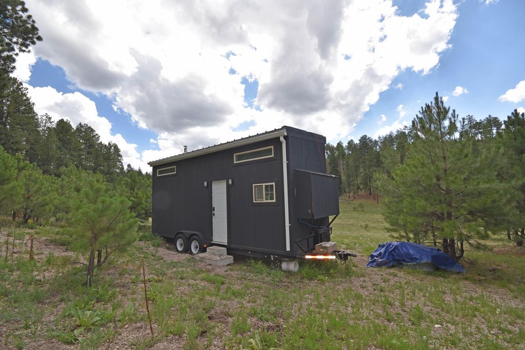Image 13 of property listing at 27.5 Acres Jemez Mountain Forest Rd 10, Jemez Springs, NM 87025