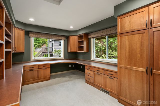 6308 110th Avenue NE, Kirkland, WA 98033