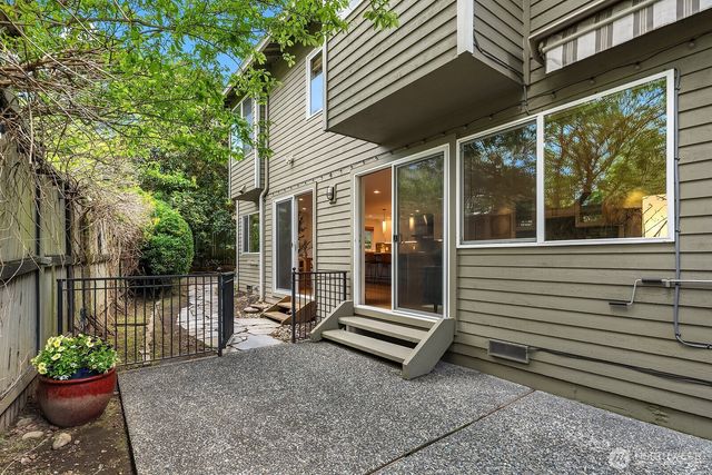 6308 110th Avenue NE, Kirkland, WA 98033