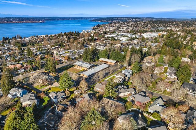 6308 110th Avenue NE, Kirkland, WA 98033