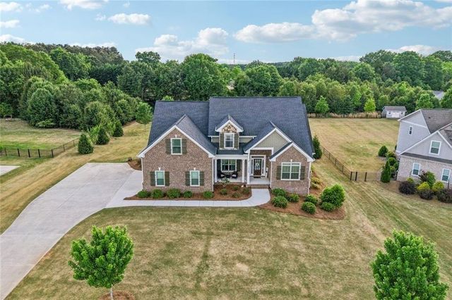 1354 Horseshoe Bend Lane, Bogart, GA 30622