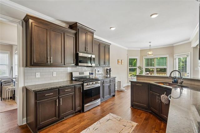 1354 Horseshoe Bend Lane, Bogart, GA 30622