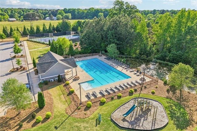 1354 Horseshoe Bend Lane, Bogart, GA 30622