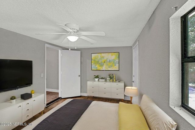 3055 2ND ST Circle, Jacksonville, FL 32254