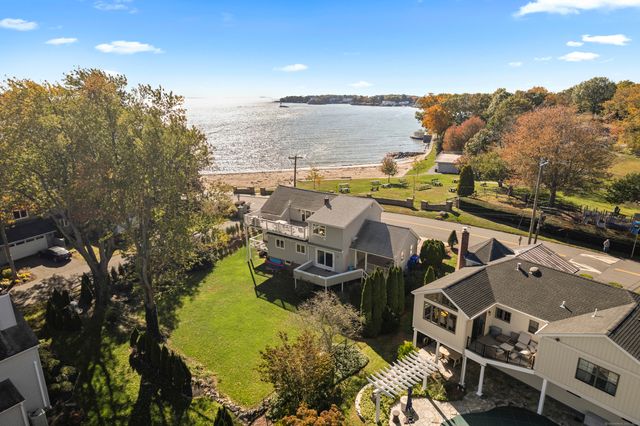 21 Harbor Street, Branford, CT 06405
