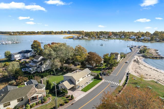 21 Harbor Street, Branford, CT 06405