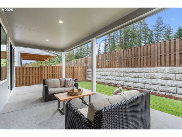 16012 Nw HOLMAN Way L83, Portland, OR 97229