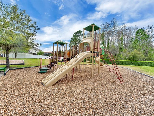 2111 CORNER POINT COURT, Orlando, FL 32820