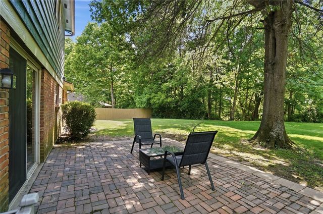 7740 Stanley Mill Drive, Centerville, OH 45459
