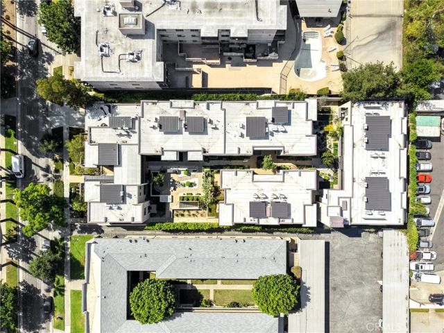 125 Hurlbut Street 202, Pasadena, CA 91105