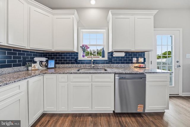 28039 KING FARMS RD, Laurel, DE 19956