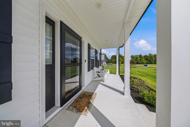 28039 KING FARMS RD, Laurel, DE 19956