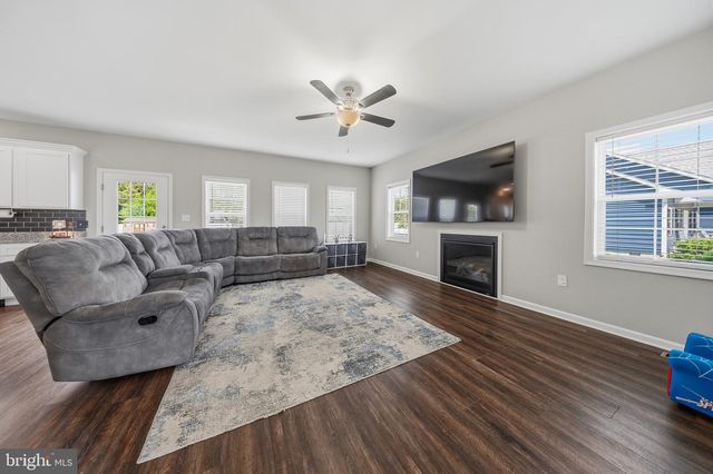 28039 KING FARMS RD, Laurel, DE 19956