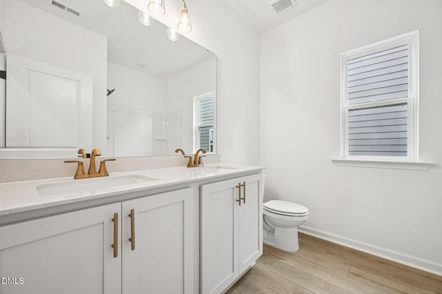 1618 Immagene Way 72, Fuquay Varina, NC 27526