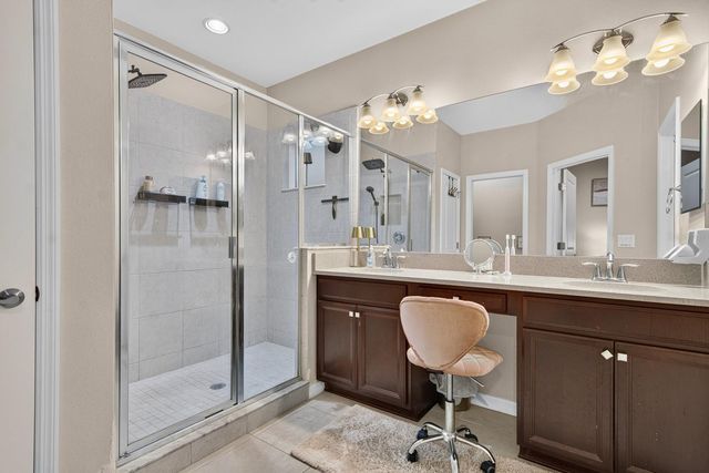 6717 CITRUS CREEK LANE, Tampa, FL 33625