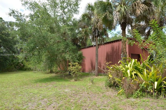 18220 Elmwood, Alva, FL 33920