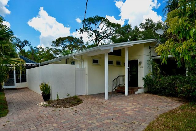 18220 Elmwood, Alva, FL 33920