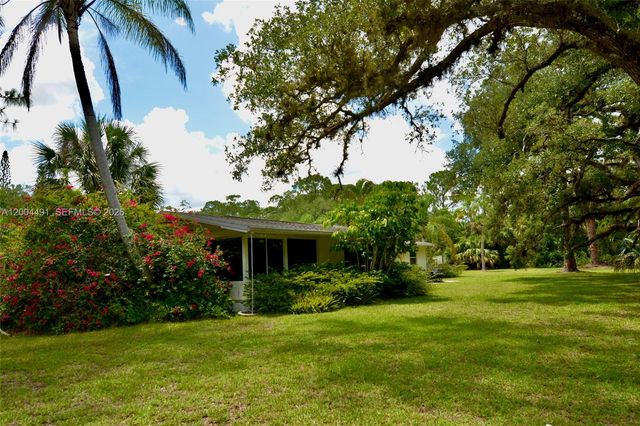 18220 Elmwood, Alva, FL 33920